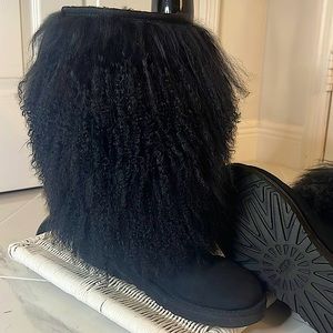 UGG Australia Mongolian Sheepskin Cuff and Suede Boots in Black ~ Size US 8 RARE